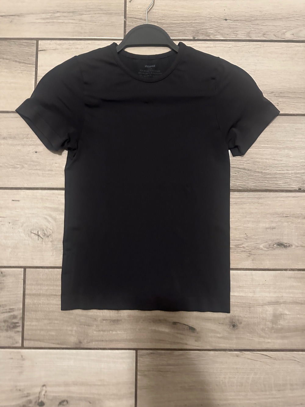 Skims Black Women's Crew Neck Top - Classic Short Sleeve